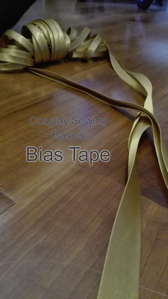 Cosplay Sewing Basics: Bias tape